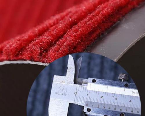 Exibição de espessura do tapete de porta listrada