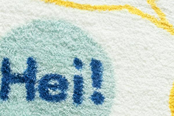 Close da superfície da almofada de banho de pelúcia